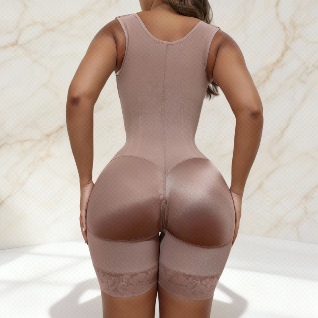 The Silhouette Sculptor – Strong Compression Shapewear